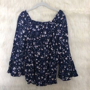 Liz Claiborne Top Beautiful Flowered  Size M
